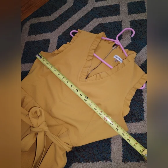 Calvin Klein Dressy Mustard Yellow Jumpsuit Sleeveless Sz 14 EUC